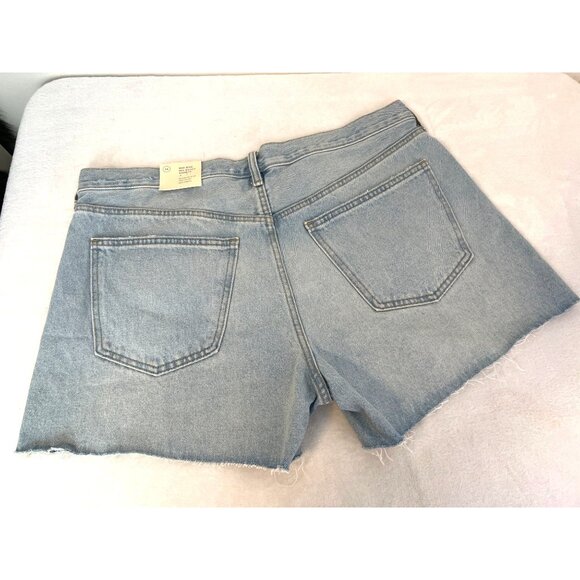 Universal Thread Mid-Rise 90's Baggy Jean Shorts SZ 144 New with tags Lightwash - Picture 6 of 6